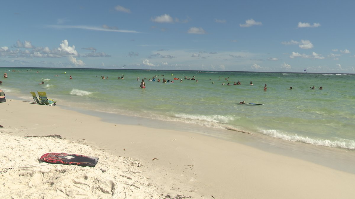 3 drown in panama city beach