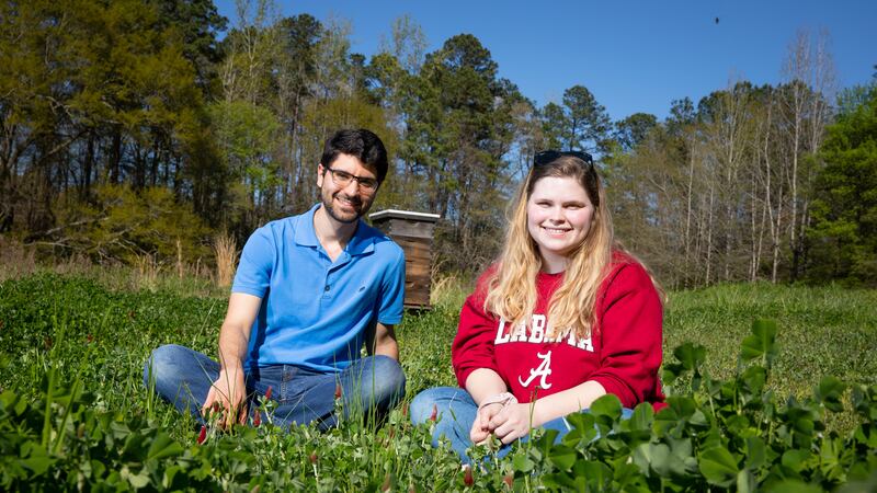 UA Bee Club officers Harris Bolus (left) and Jenna Minser (Source: Jamon Smith | Univ. of...