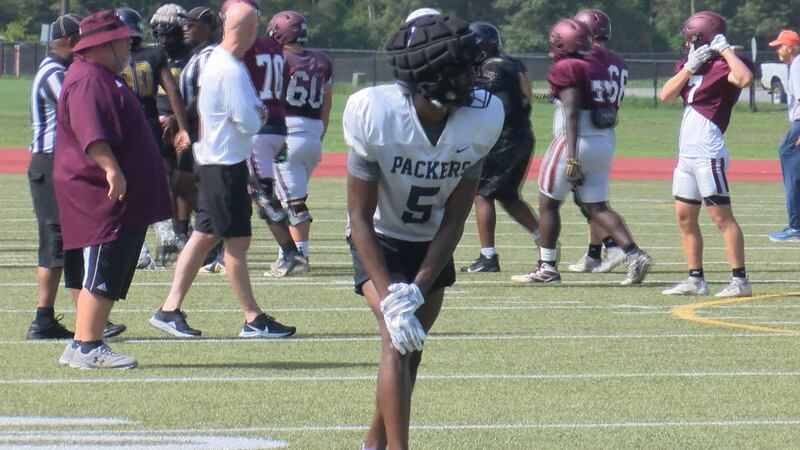 Colquitt Co. wide receiver, Ny Carr said he would love to compete for Georgia head football...