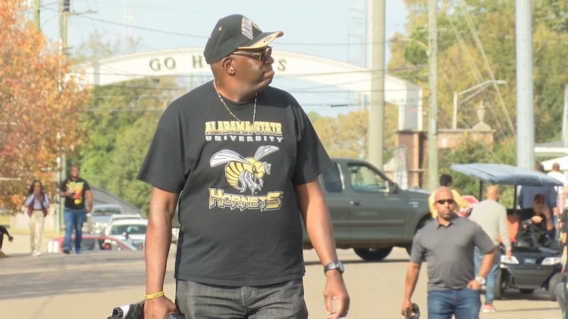 Alabama State fans and alumni gathered on Thanksgiving Day to watch the Hornets face the Lions...